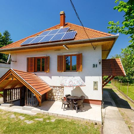 Holiday Home Amaryllis By Interhome Балатонакаратя Екстериор снимка